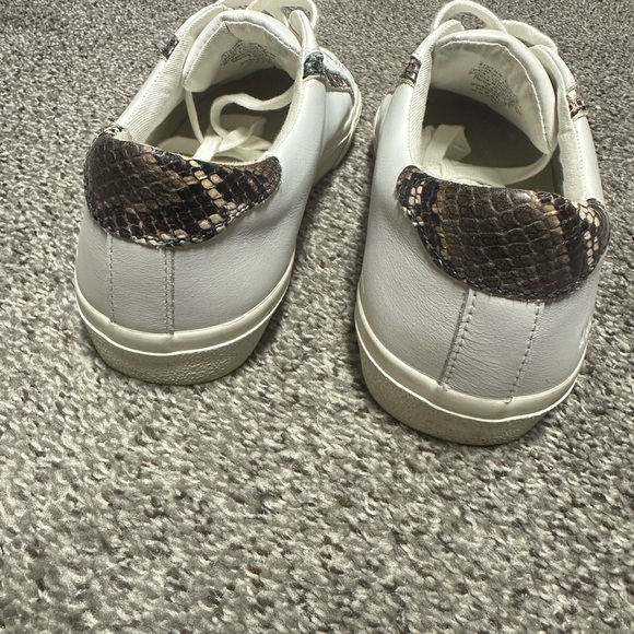 Madewell Sidewalk Low Top Sneakers - Picture 10 of 10